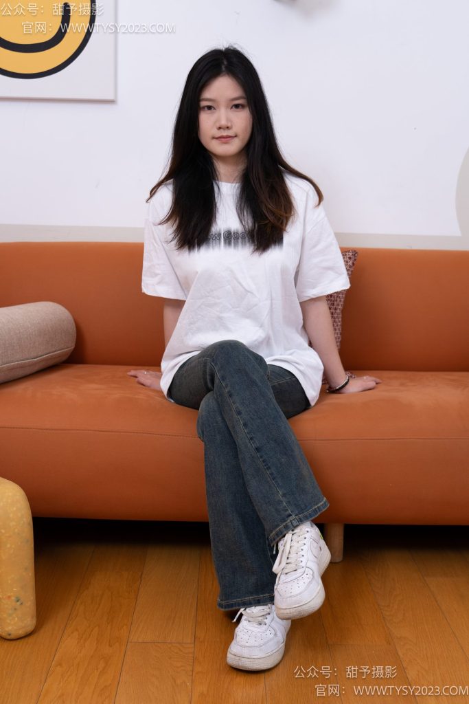 甜予摄影 070期：松松-板鞋、白棉袜、裸足[122P/2V/9.72G]-无料摄影圈