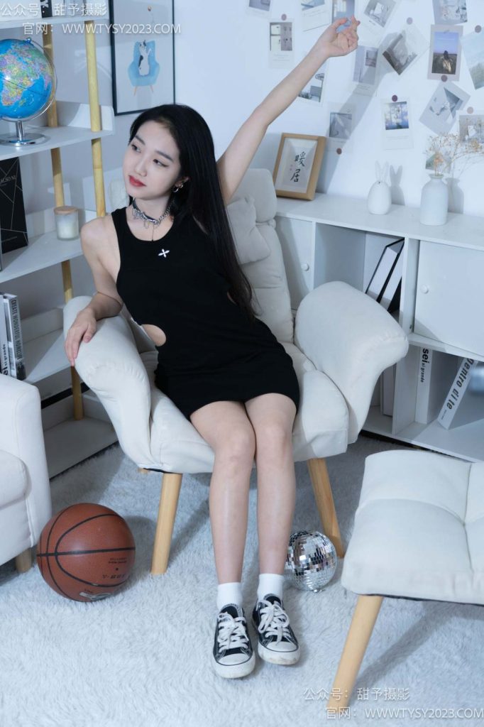 甜予摄影 NO.082 筱筱-帆布鞋、白棉袜、裸足[116P/2V/9.54GB]插图3