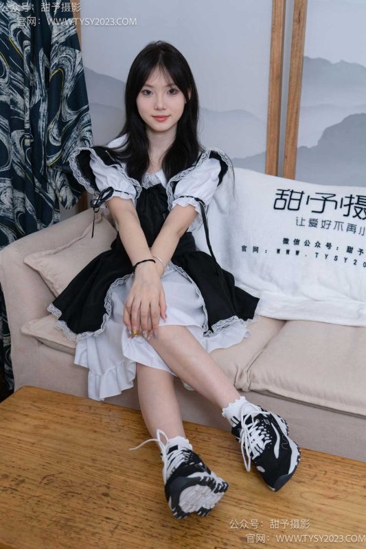 甜予摄影 NO.083 璇璇-运动鞋、白棉袜、裸足[133P/2V/9.95GB]-无料摄影圈