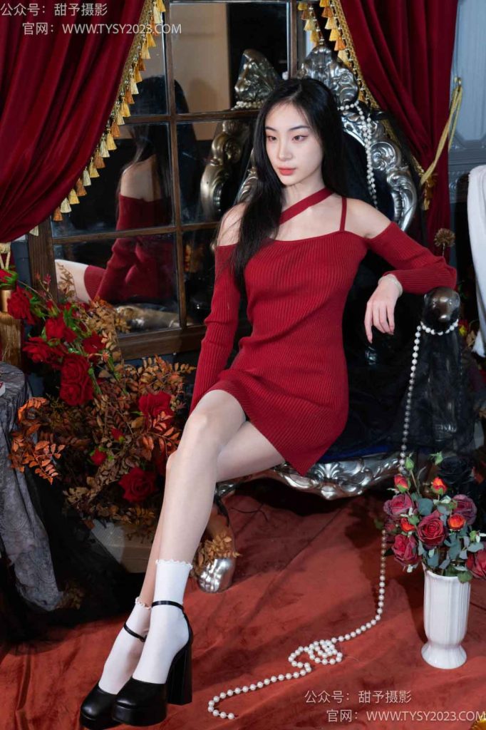 甜予摄影 NO.090 小狸-高跟鞋、白棉袜、肉丝（脚尖加固款）[124P/2V/9.58GB]插图2