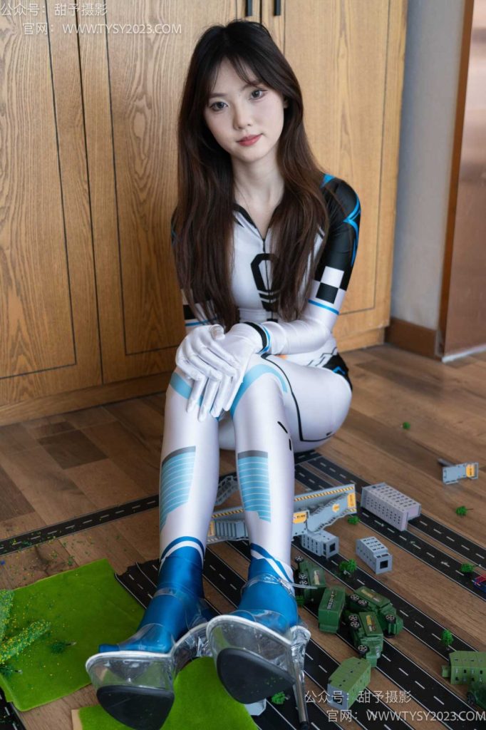 甜予摄影 NO.092 璇璇-连脚cos服、透明高跟鞋、小人国剧情[140P/2V/10.44GB]插图1