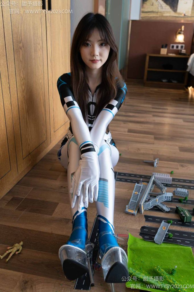 甜予摄影 NO.092 璇璇-连脚cos服、透明高跟鞋、小人国剧情[140P/2V/10.44GB]插图4