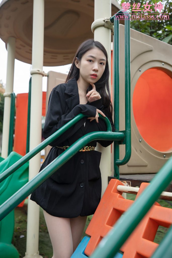 [MSLASS梦丝女神]2021.10.21 新模超细腿 娜贝儿[40P/206MB]插图2