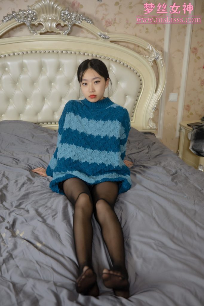 [MSLASS梦丝女神]2021.11.06 靴下黑丝BY肉丝 凌凌[70P/354MB]插图1