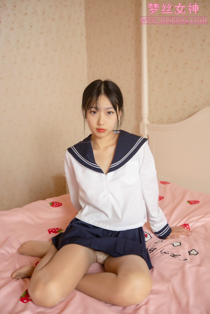 [MSLASS梦丝女神]2021.11.17 白衣大长腿 韩飞儿[27P/141MB]插图1