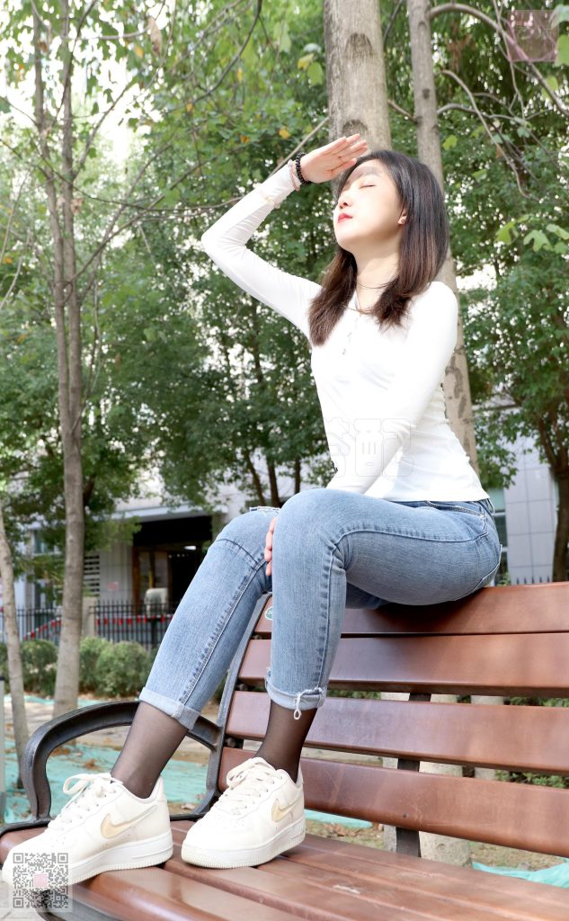 [SiHua思话] SH026 人群里的裤里斯 露露 [95P/2V/556MB]插图3