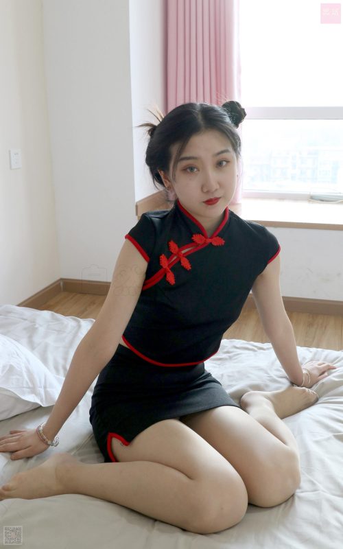 [SiHua思话] SH030 旗袍下的肉丝脚 露露 [96P/2V/462MB]-无料摄影圈
