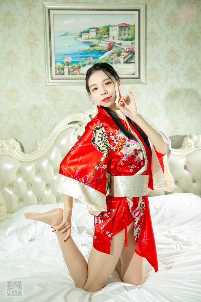 [SiHua思话] SH075 小俏来liao你~ 小俏 [93P/2V/2.15G]插图1