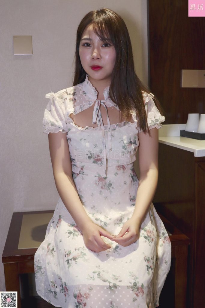 [SiHua思话] SH113 苏羽 邻家主播的旗袍日常 [88P/136MB]插图2