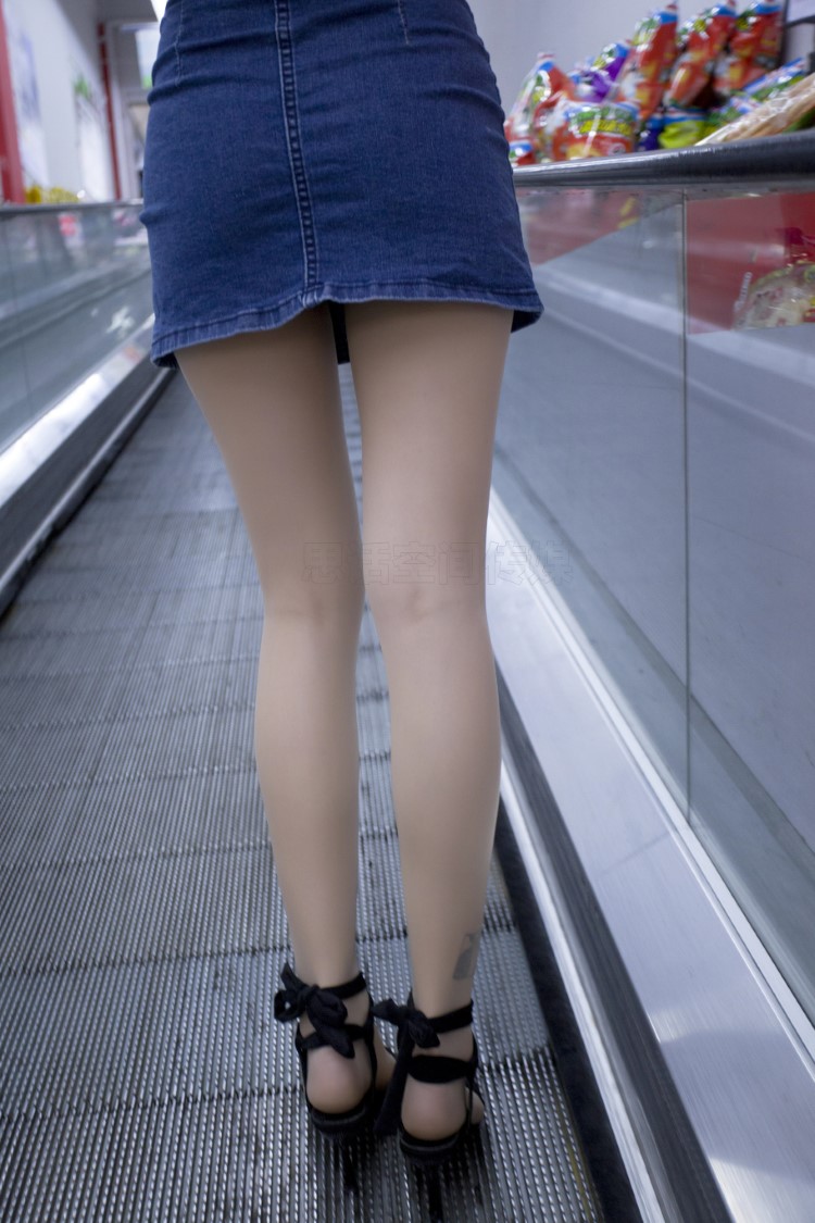 [SiHua思话]SH134 橘子（新模）超市拍到小姐姐的肉丝jiao [49P/96MB]-无料摄影圈