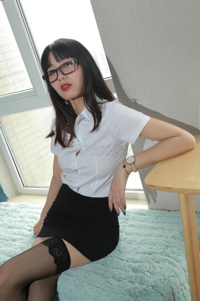 [SiHua思话] SH164 诗诗 诗诗的曼妙黑丝 [50P/80MB]插图2