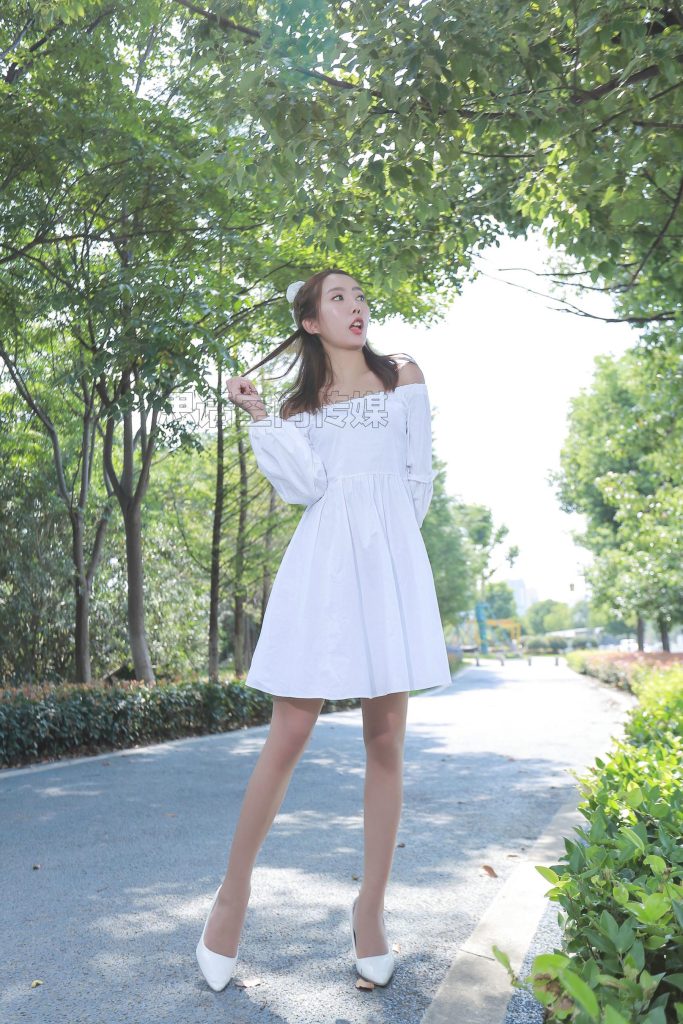 [SiHua思话]SH182 苏小柔 地铁站的小柔 [49P/137MB]插图2