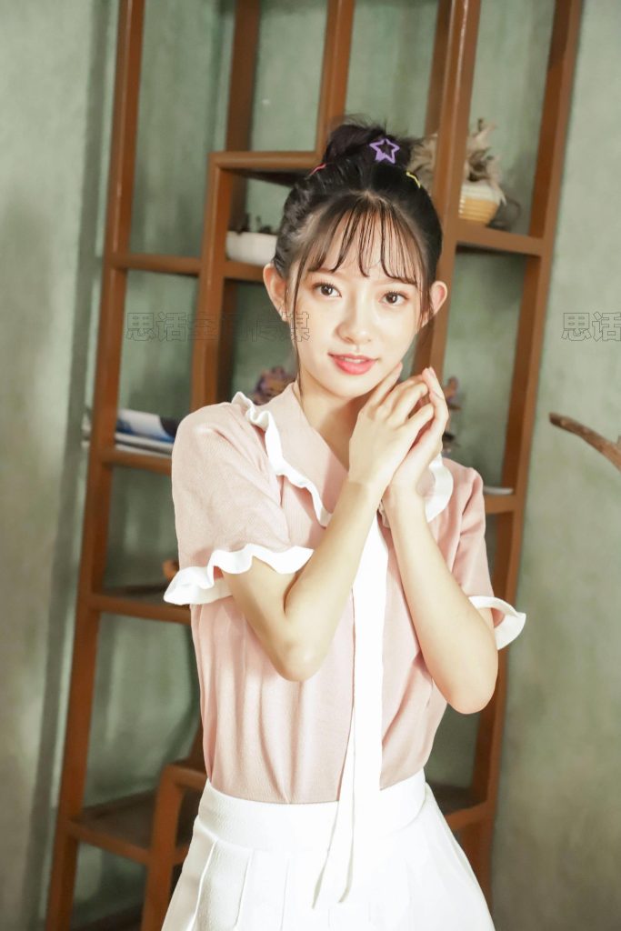 [SiHua思话]SJ045 珊珊 丝绸 [49P/84MB]插图2