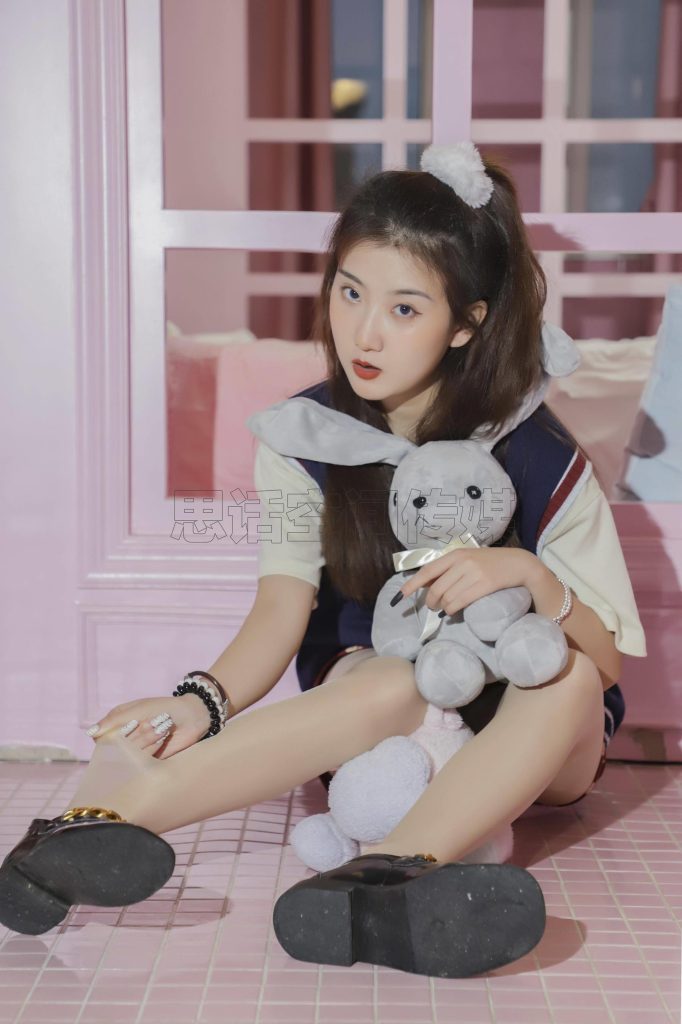 [SiHua思话]SJ057 露露 甜心学苑风[50P/30.4MB]插图1