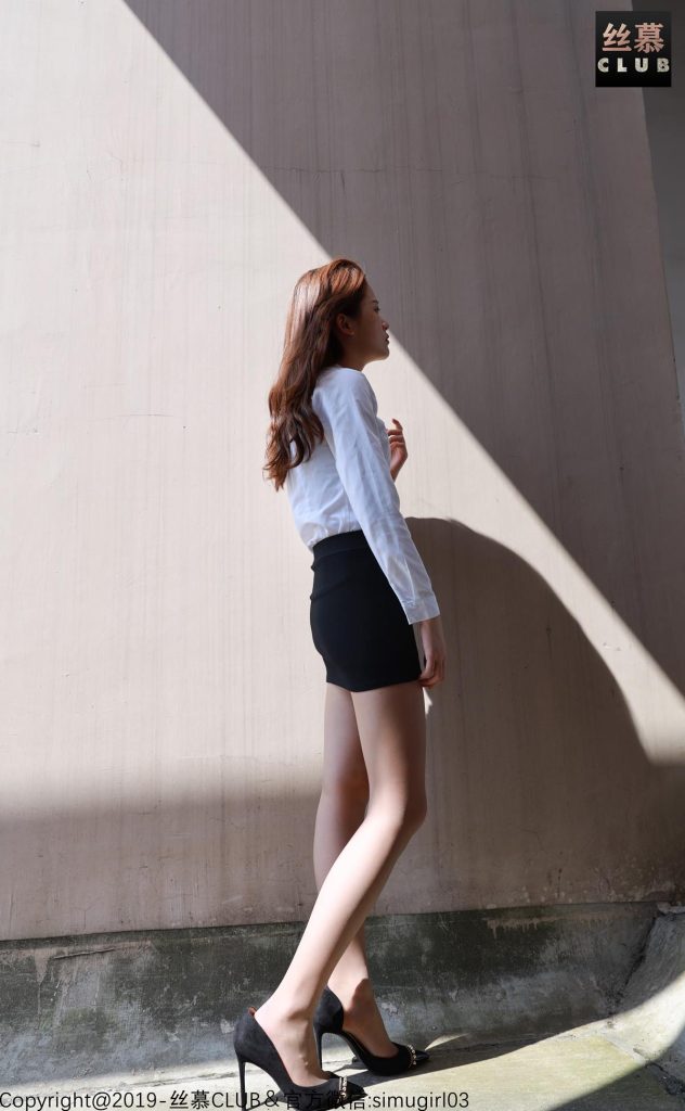 丝慕写真 SM027 天天一元 琳琳 《琳琳工作装》[75P/1.13G]插图1