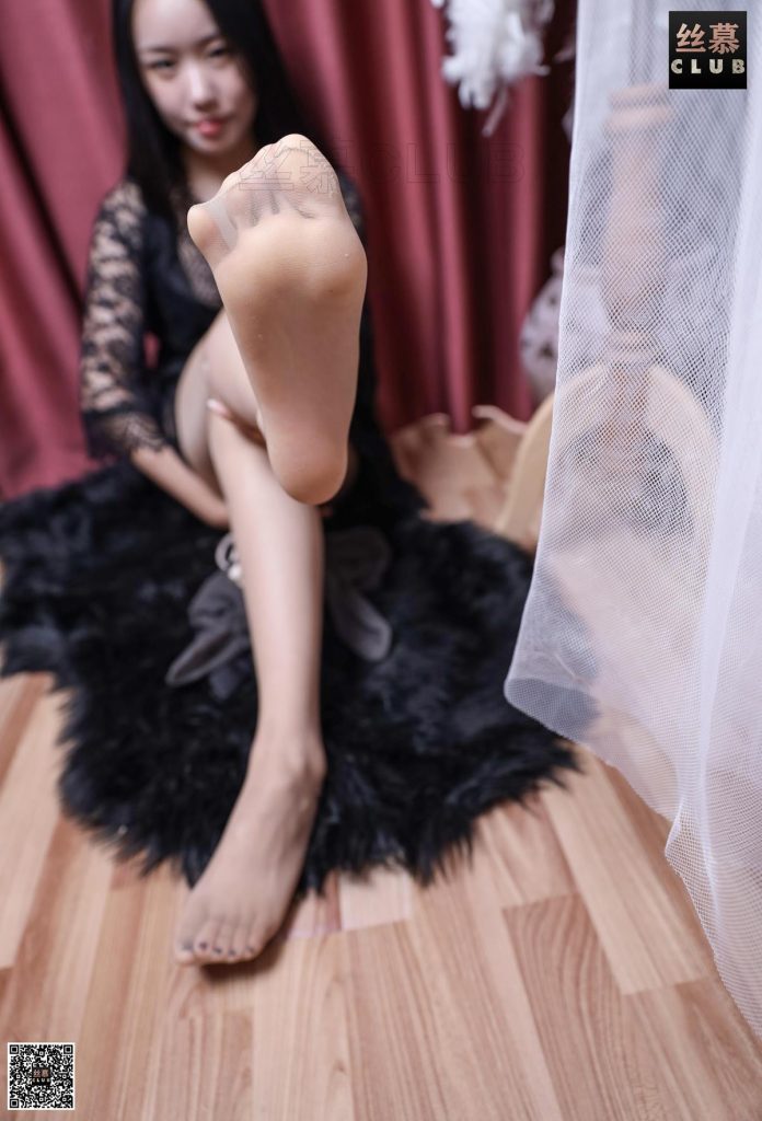 丝慕写真 SM043 天天一元 悦悦《悦悦的大礼帽》[79P/156MB]插图1