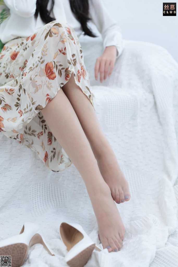 丝慕写真 SM063 天天一元 诗晴《她笑了》[74P/42.2MB]插图1