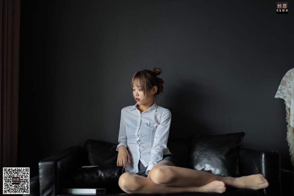 丝慕写真 SM069 天天一元 小颖《小颖纹理肉丝》[58P/85.5MB]插图1