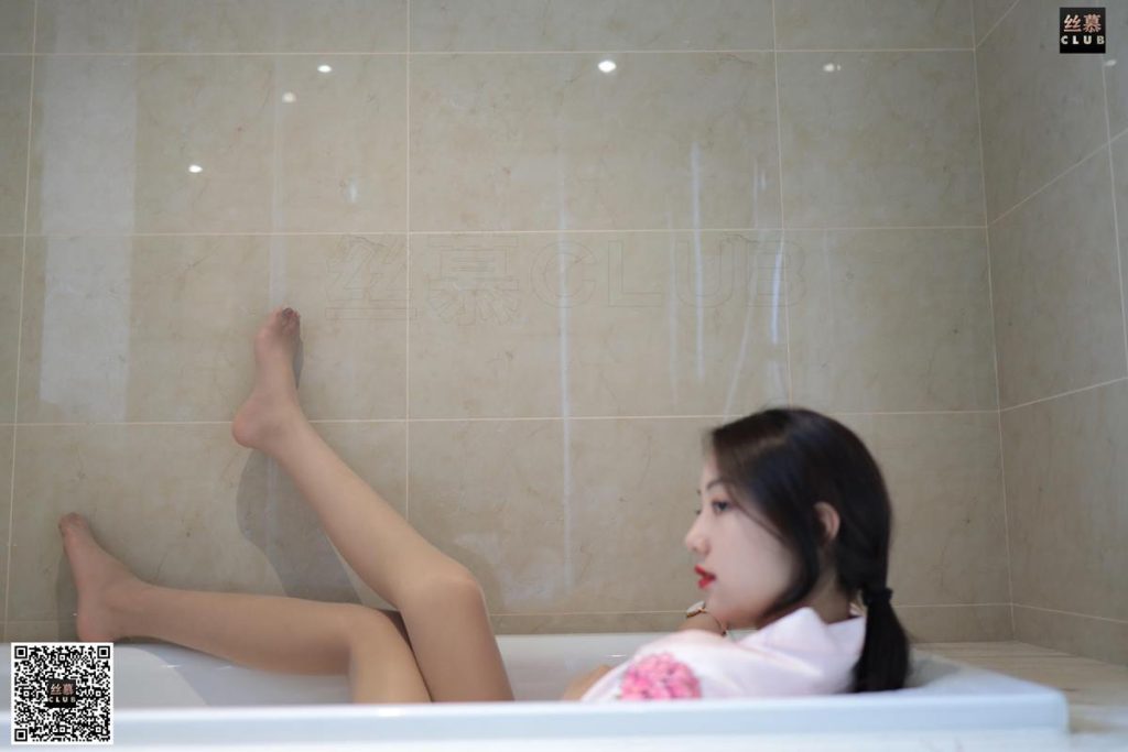 丝慕写真 SM074 天天一元 诗晴《诗晴-睡袍-浴缸》[67P/87.3MB]插图3