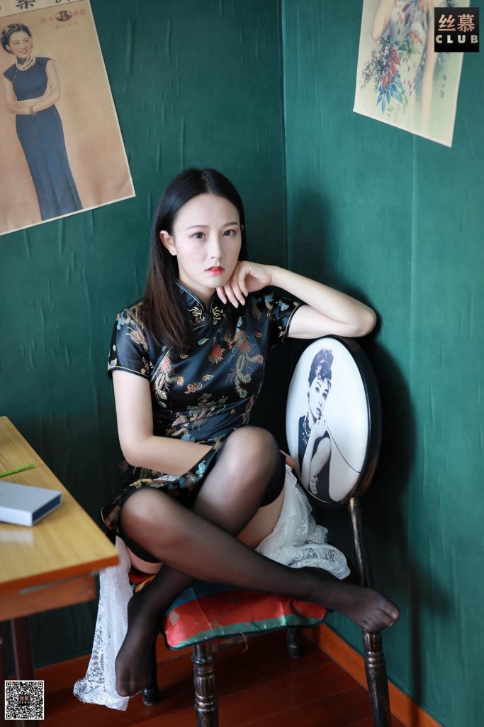 丝慕写真 SM098 天天一元 模特：张小姐《旗袍秀》[63P/73.1MB]插图1