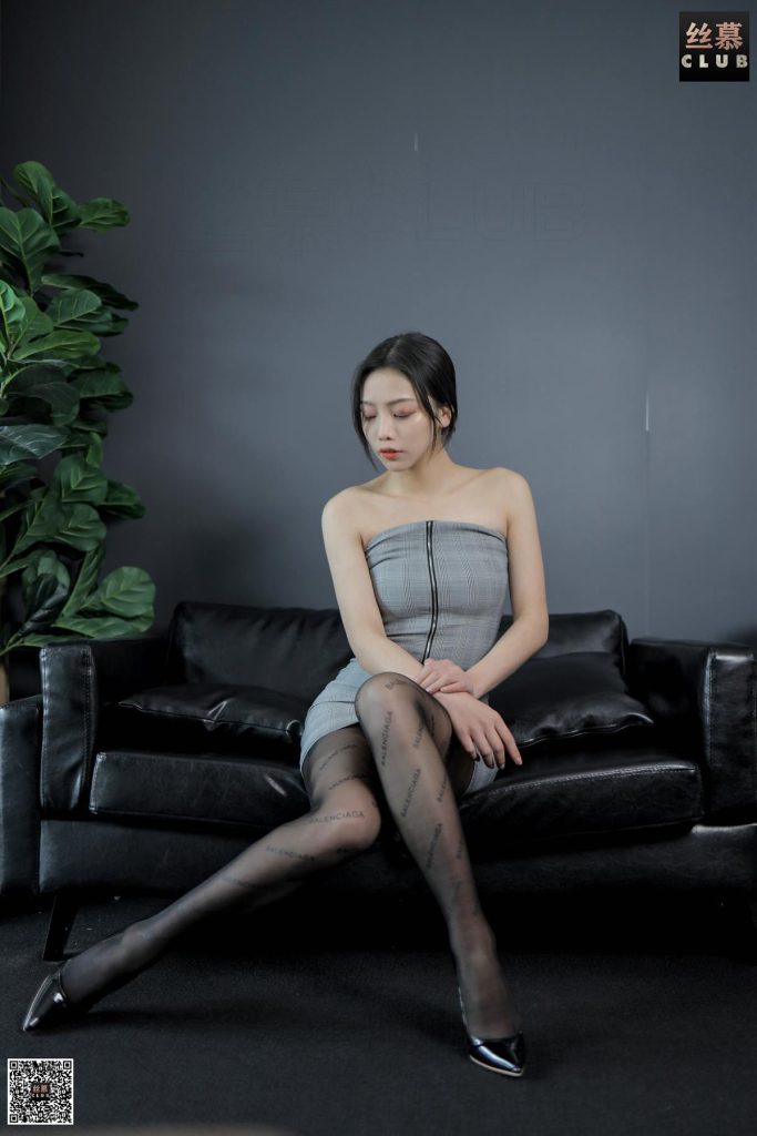 丝慕写真 SM136 天天一元 羊羊 – 巴黎世家 [89P/93.8MB]插图1