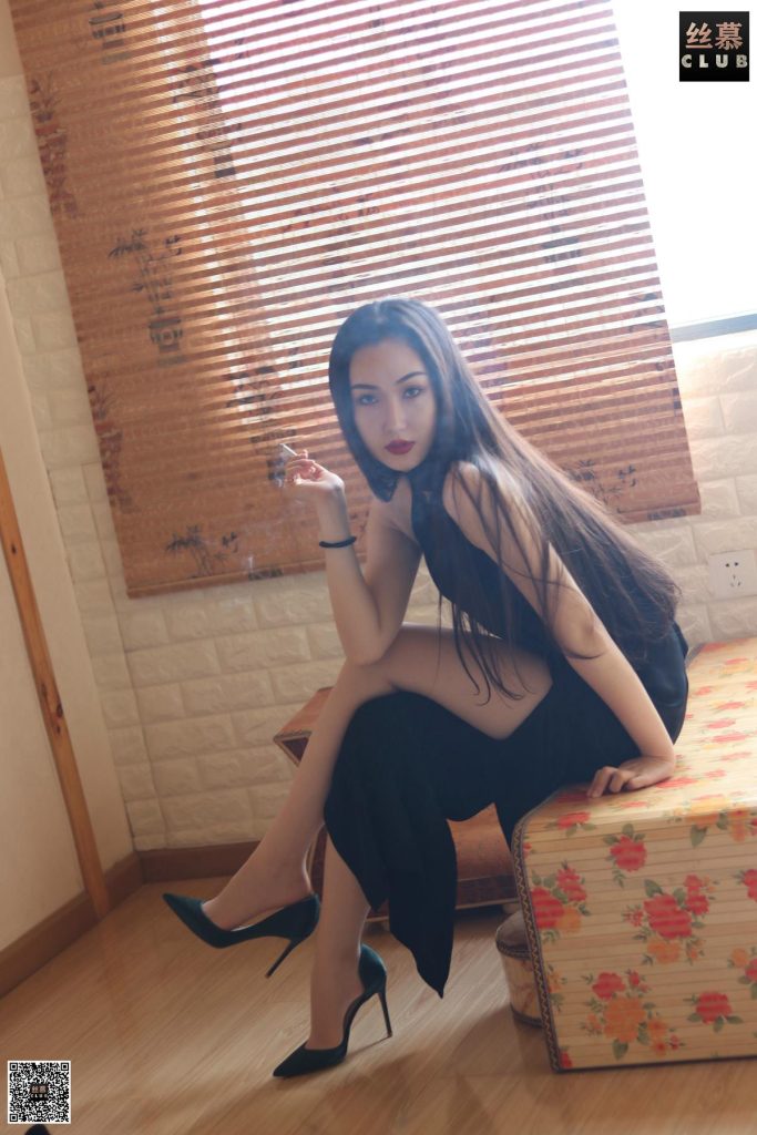 丝慕写真 SM146 天天一元 尹主管回顾 [91P/148MB]插图3