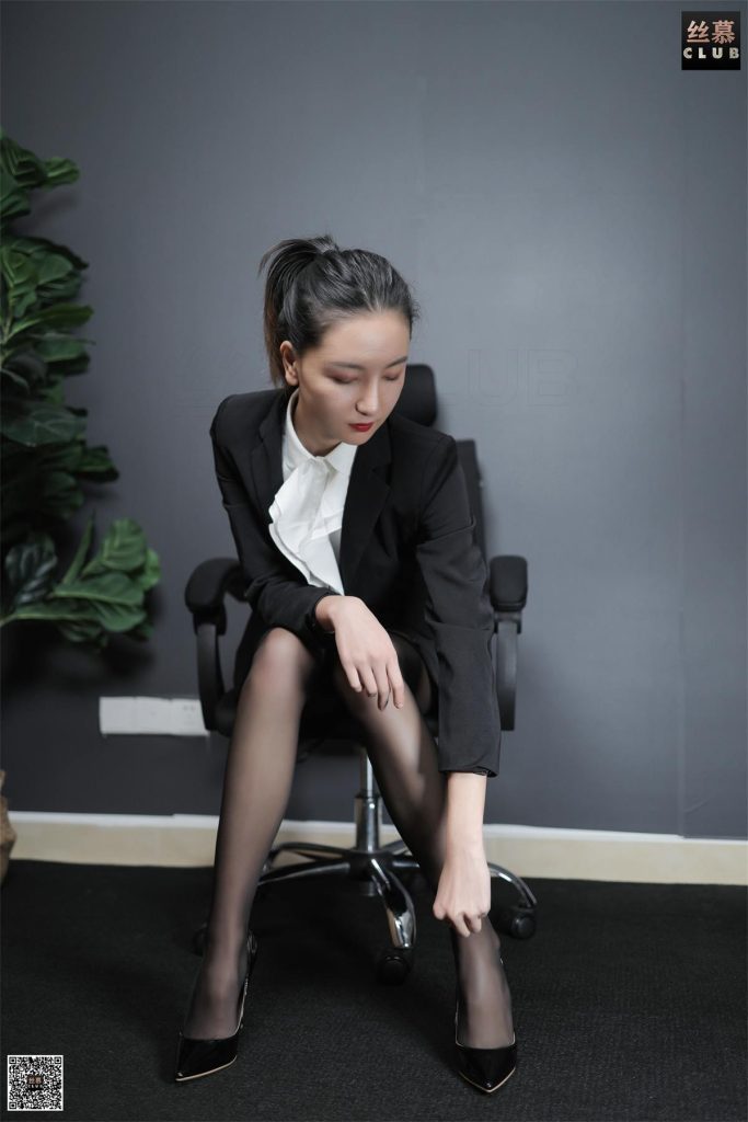 丝慕写真 SM171 天天一元 茗茗 请别在办公室爱上我 [81P/168MB]插图2