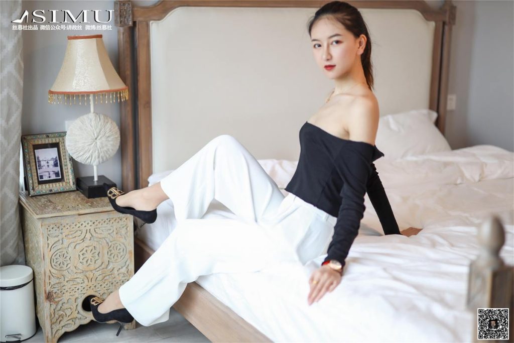 丝慕写真 SM225 天天一元 茗茗《裙装还是裤里丝》[66P/158MB]插图3