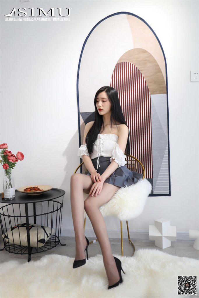 丝慕写真 SM238 天天一元 紫宁《气质御姐》[70P/225MB]插图2