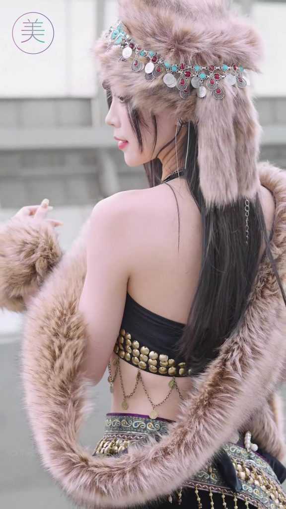 NO.0348 2022 广州车展 Racing Model 车模随拍29[1V/465MB]插图1