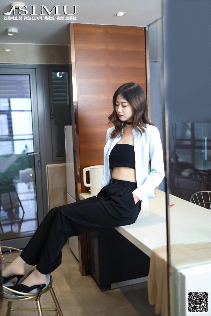 丝慕写真 SM243 天天一元 米朵《格调裤里丝》[67P/194MB]插图2