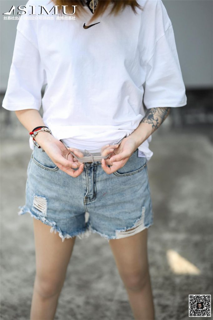 丝慕写真 SM250 天天一元 新模《纹身酷girl》[71P/176MB]插图3