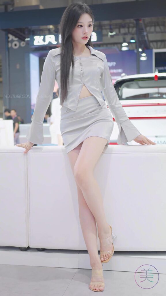 NO.0438 2023 东莞秋季车展 Racing Model 车模抖音网红随拍车模01[1V/132MB]插图1