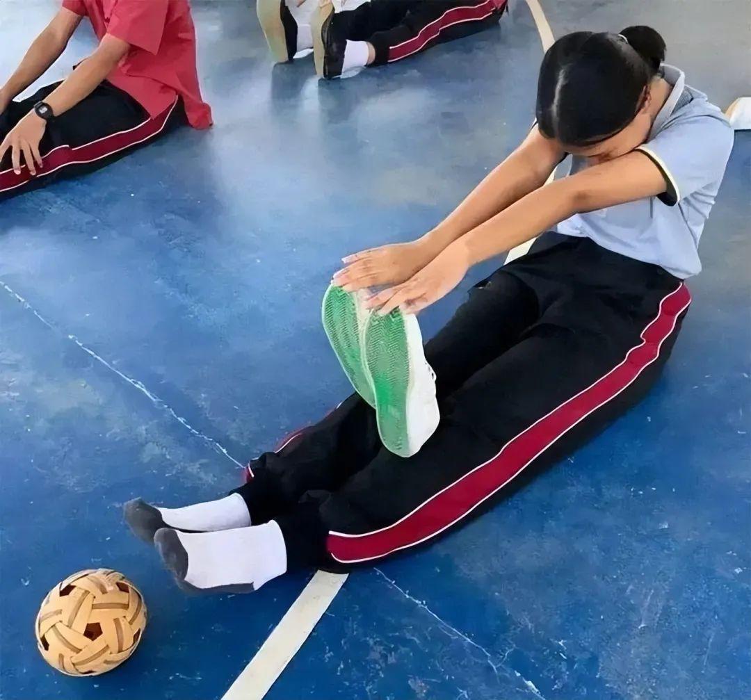 21张“现实攻击性极强”的照片,每一张都在挑战常识极限