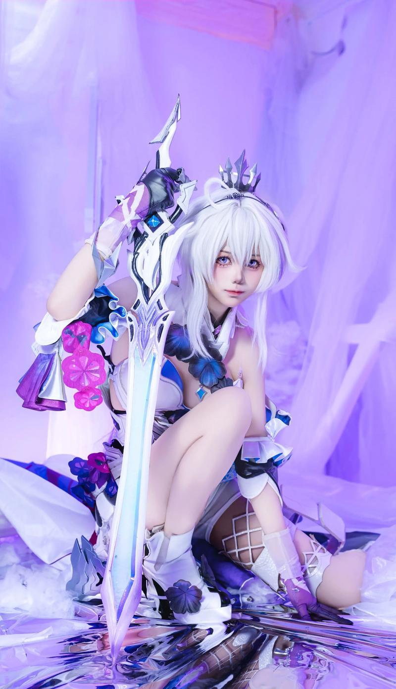 揭秘COSPLAY服装高价之谜:不只是一件衣服那么简单