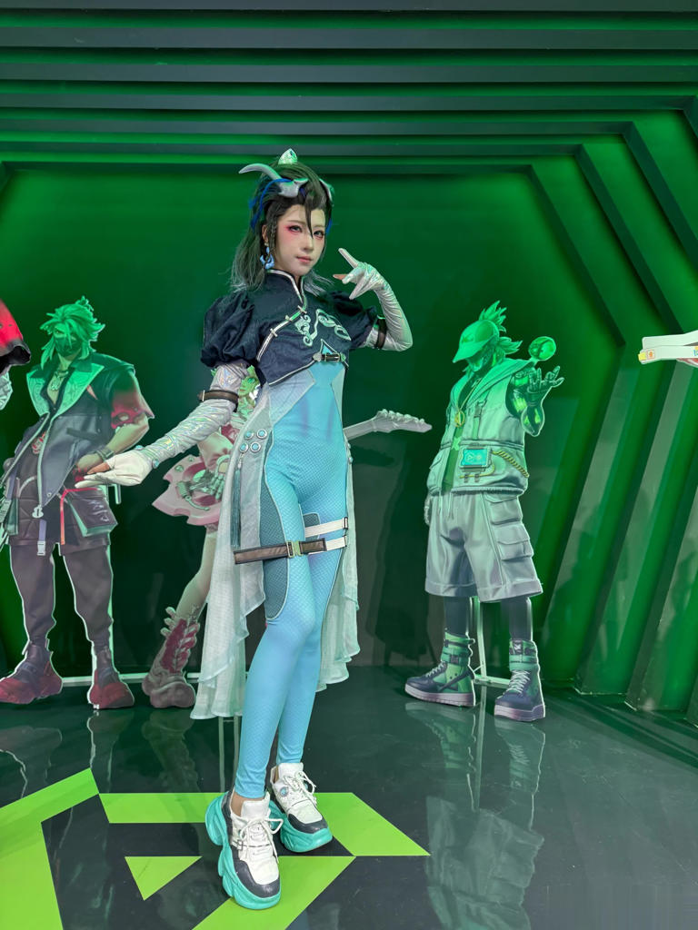 莉莉丝CJ2025：《远光84》梅歇尔COS小姐姐可爱暴击！插图6