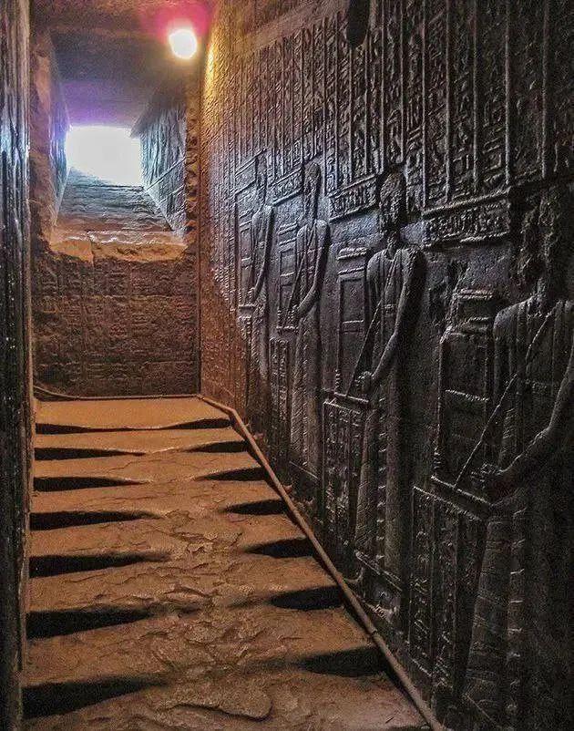 你从未见过的35个地球视角:自由女神骨架、垃圾围城、兔子洞剖面全曝光