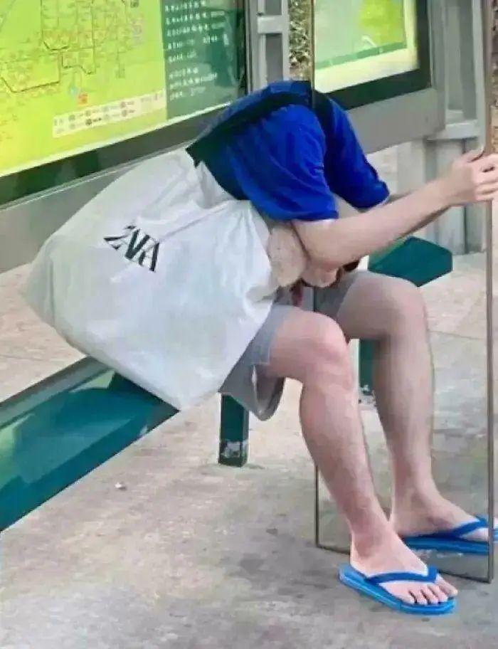 20张照片太离谱:第一眼看错的你,不是一个人