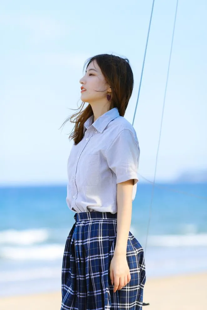 刚开始学拍照的女生，这7个姿势多尝试，拒绝拍照镜头尴尬症插图5