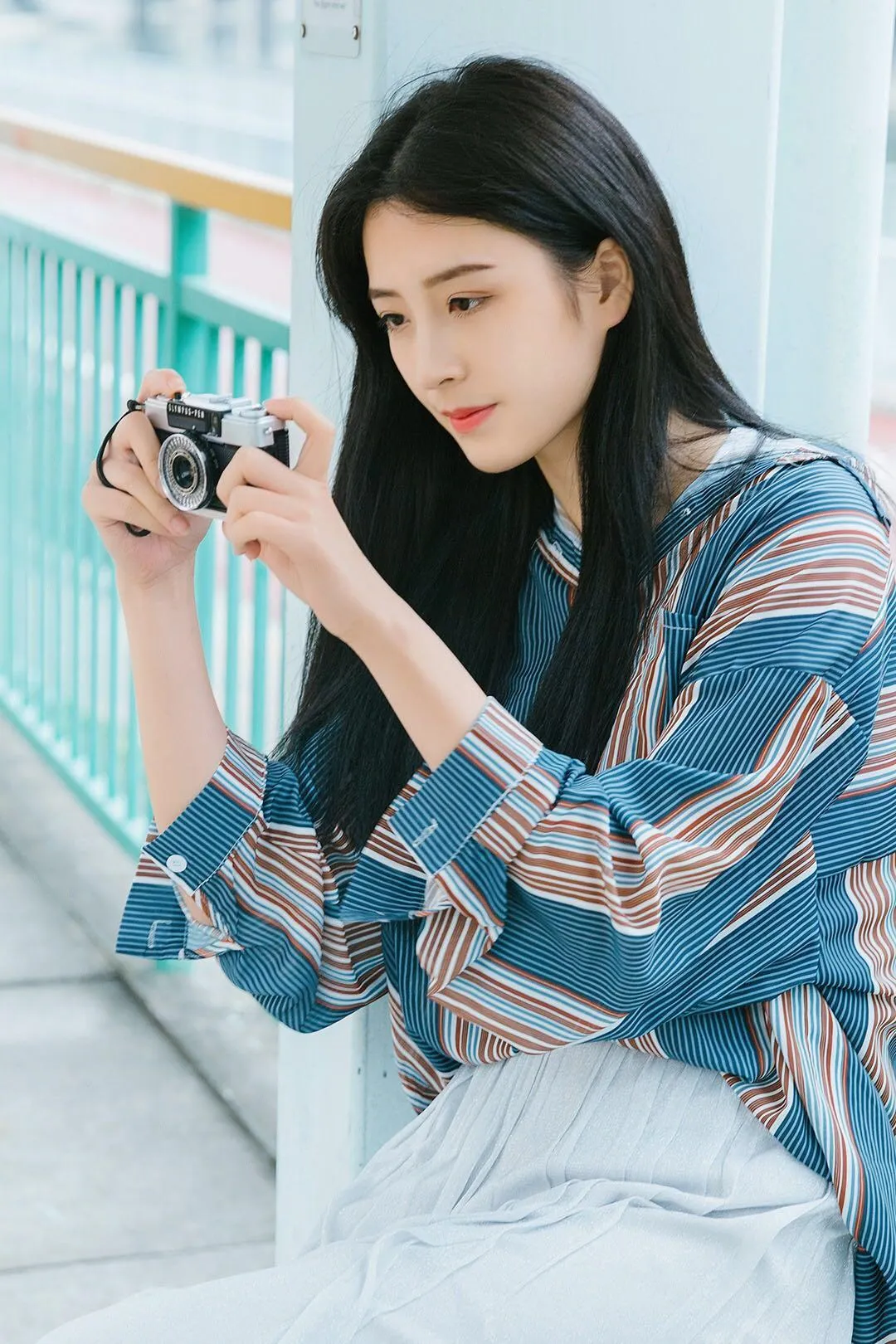 拍摄文艺旅行写真,7个姿势技巧把握好,轻松拍摄文艺大片插图2 拍摄文艺旅行写真,7个姿势技巧把握好,轻松拍摄文艺大片插图2