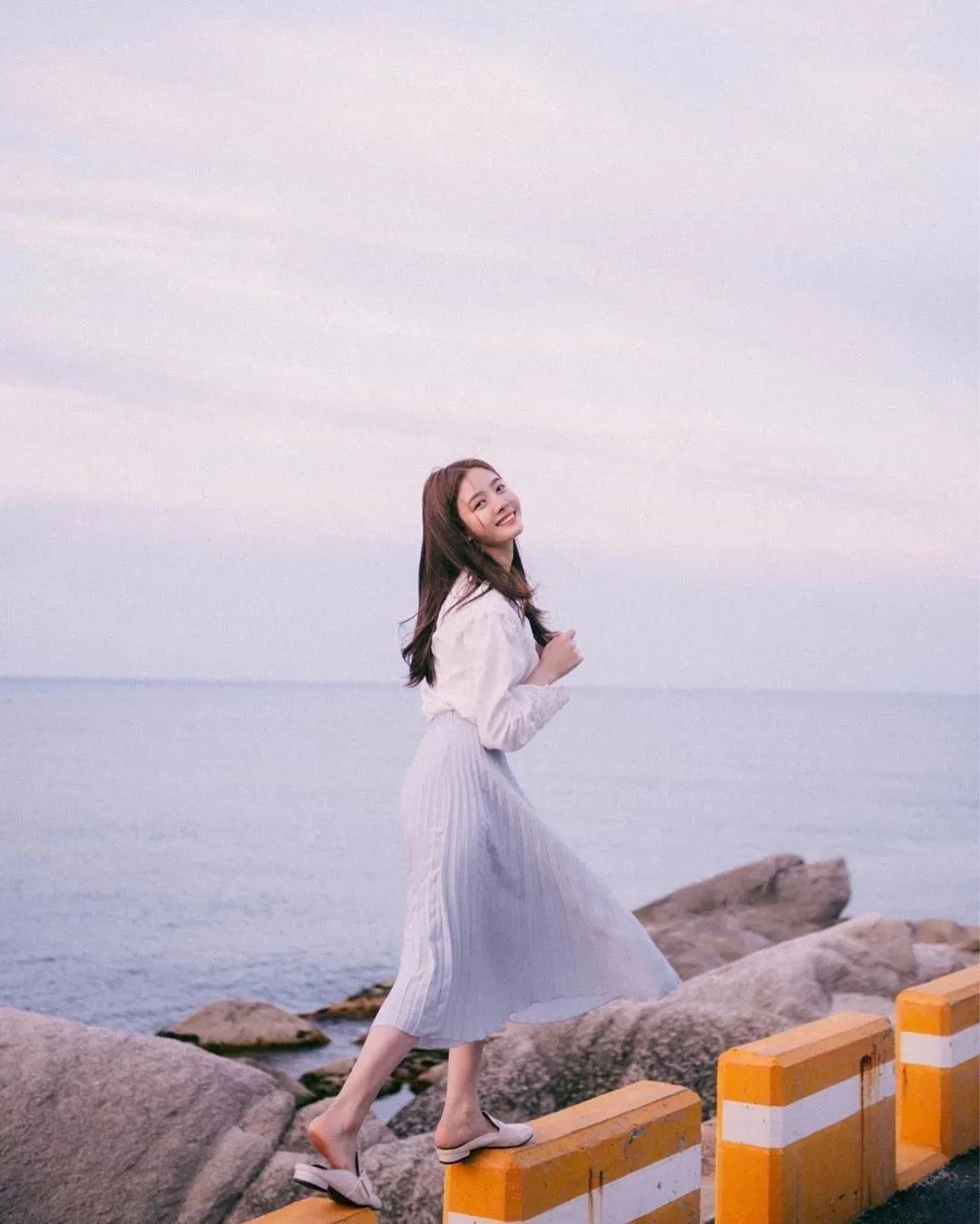 拒绝游客照，旅行拍照姿势跟着做，轻松拍出高大上旅行照插图4