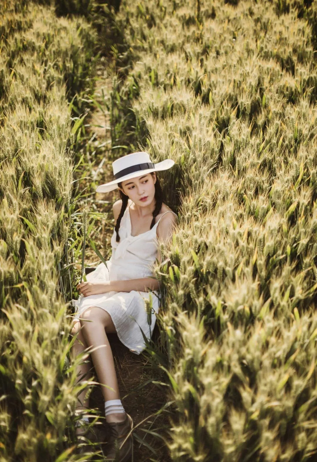 麦田人像怎么拍得出色?8个简单摄影技巧,拍出吸睛麦田人像作品插图3 麦田人像怎么拍得出色?8个简单摄影技巧,拍出吸睛麦田人像作品插图3