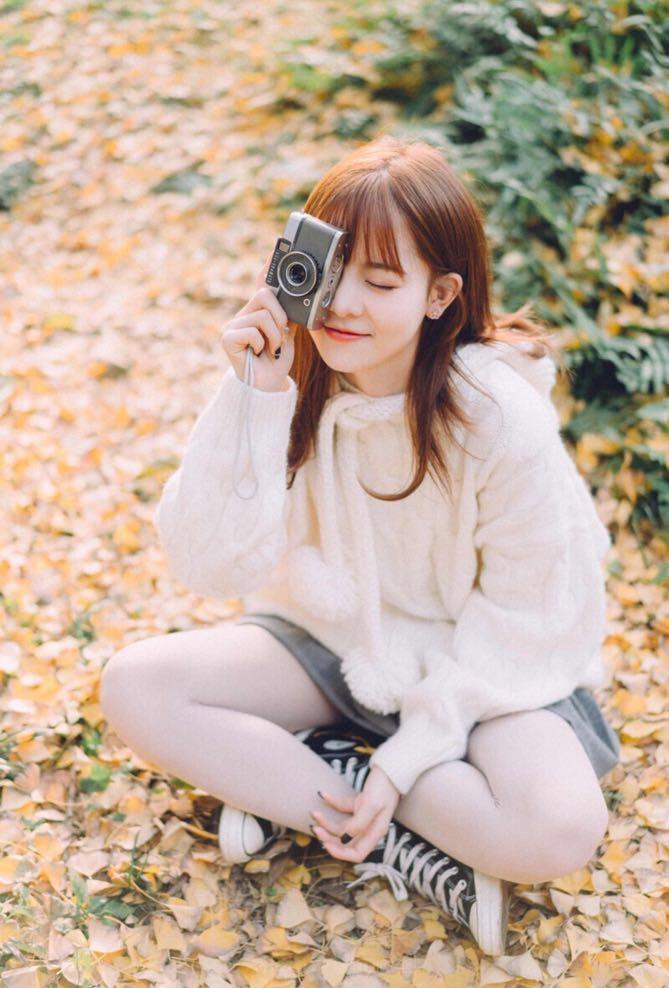 秋天拍人像的8个技巧，唯美文艺又好看，拍照景美仁也美插图1