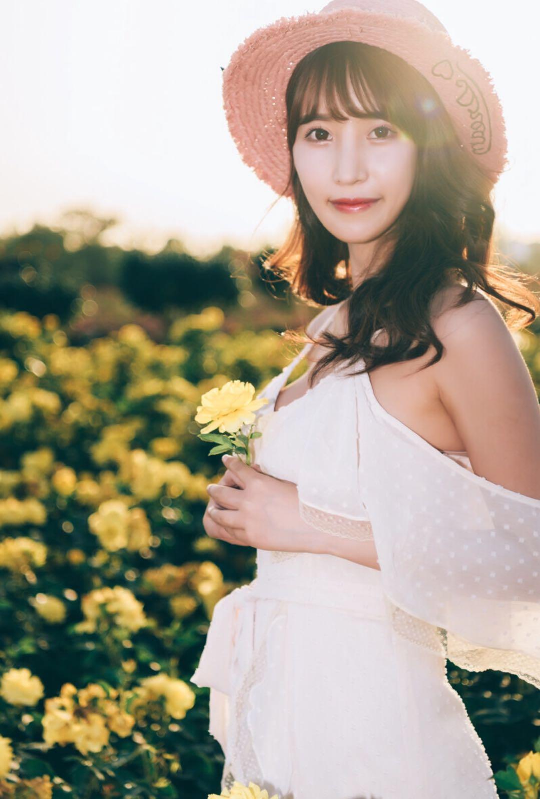 新手也能学会的7个拍照技巧，花海人像这样拍，拍出你的各种美插图6