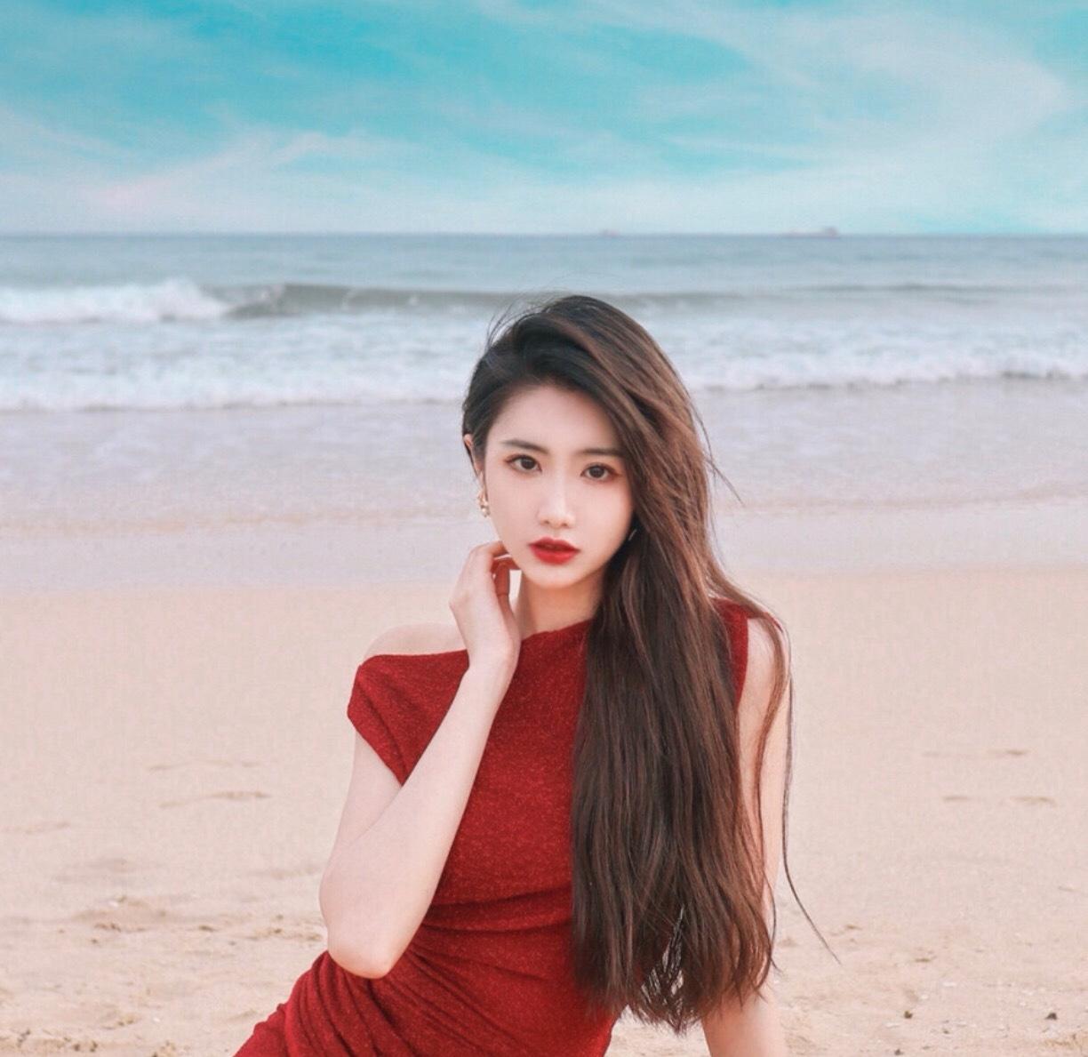 7个实用好看的姿势,教你如何解决手的摆放问题,姿势上镜不重样插图3 7个实用好看的姿势,教你如何解决手的摆放问题,姿势上镜不重样插图3