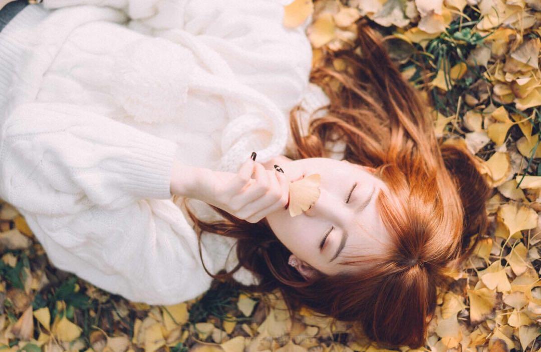 秋天拍人像的8个技巧，唯美文艺又好看，拍照景美仁也美插图3