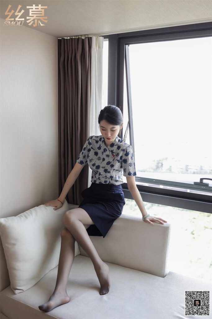 丝慕写真 SM363 天天一元 可儿《面试灰丝空乘》[65P/111MB]插图3