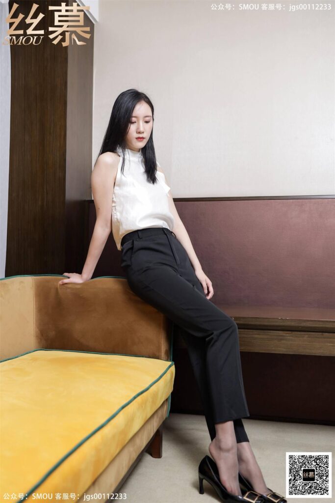 丝慕写真 SM425 天天一元 紫宁《高腰OL西裤袜》[64P/189MB]插图1