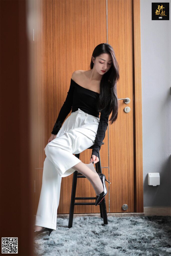 丝慕写真 特写集 TX004 诗晴《天鹅绒裤里丝》[73P/230MB]插图1