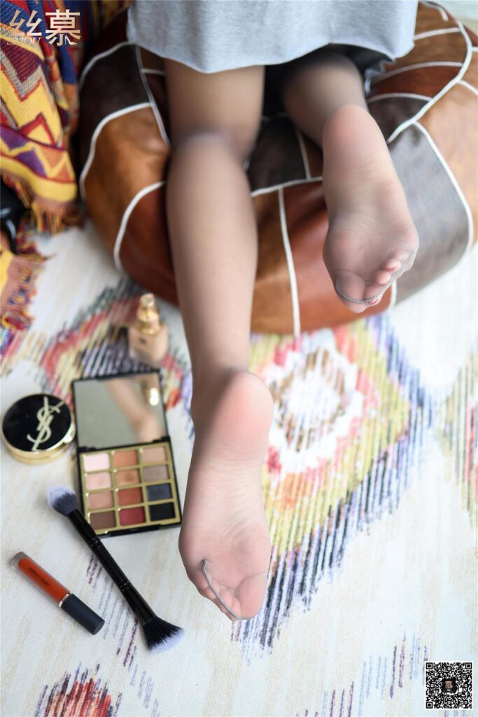 丝慕写真 特写集 TX027 茗茗《亵玩化妆品》[80P/296MB]插图1